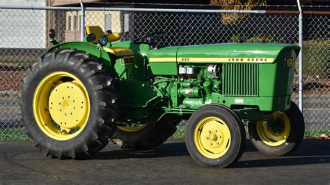 john deere model 820